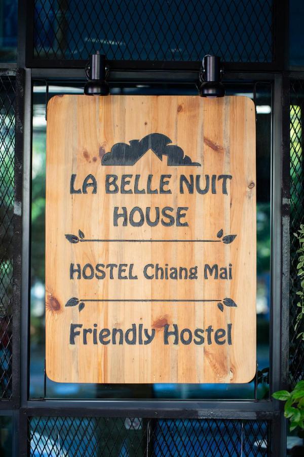 Хостел La Belle Nuit House Чиангмай Экстерьер фото